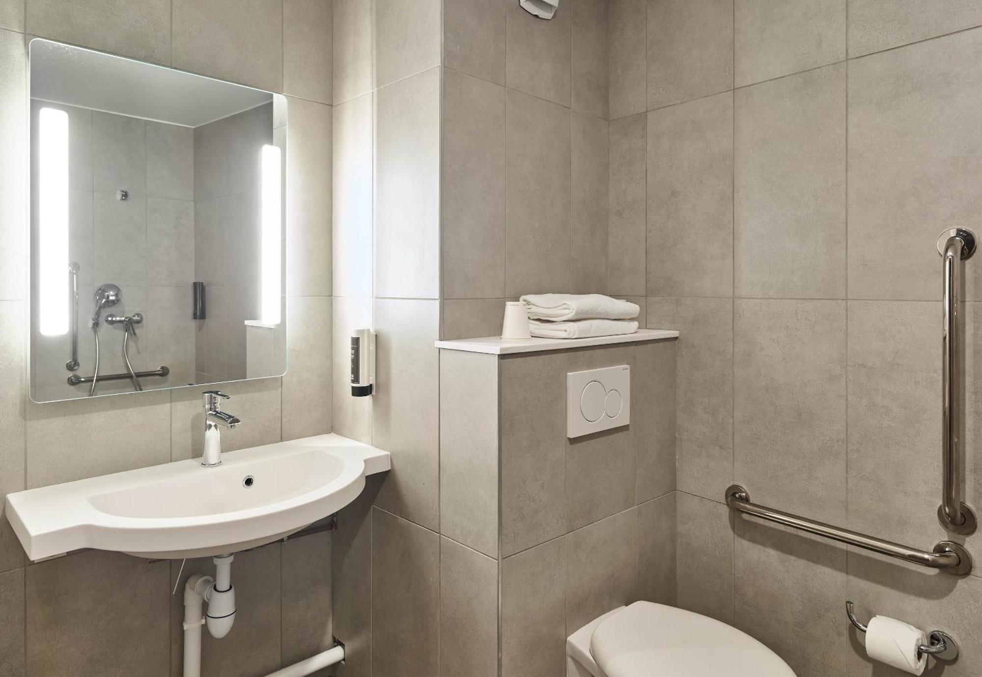 B&B Hotel Versailles Rocquencourt المظهر الخارجي الصورة