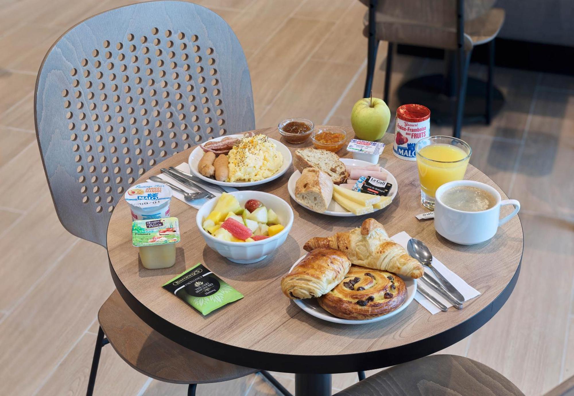 B&B Hotel Versailles Rocquencourt المظهر الخارجي الصورة